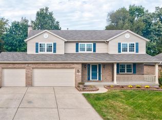 6986 Maple Crest Ct, Hamilton, OH 45011