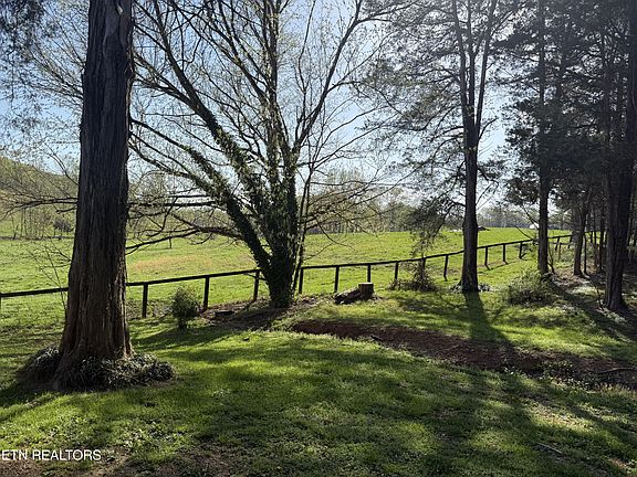 3rd image of 1614 County Road 658