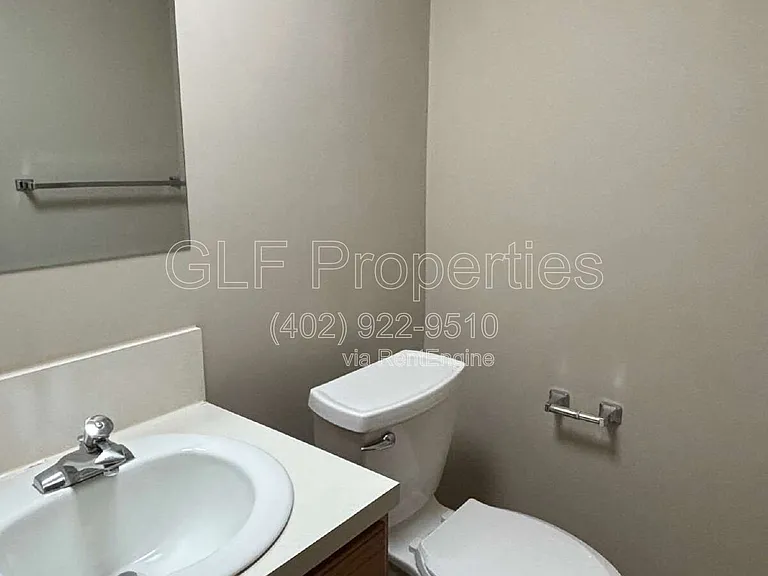 823 N 2nd St #1 — Photo 21