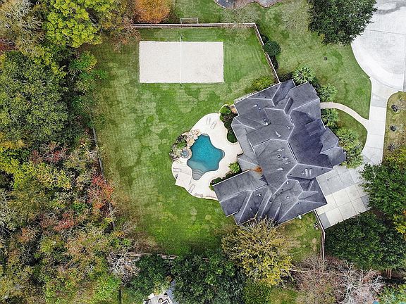 3rd image of 6015 Running Creek Ct