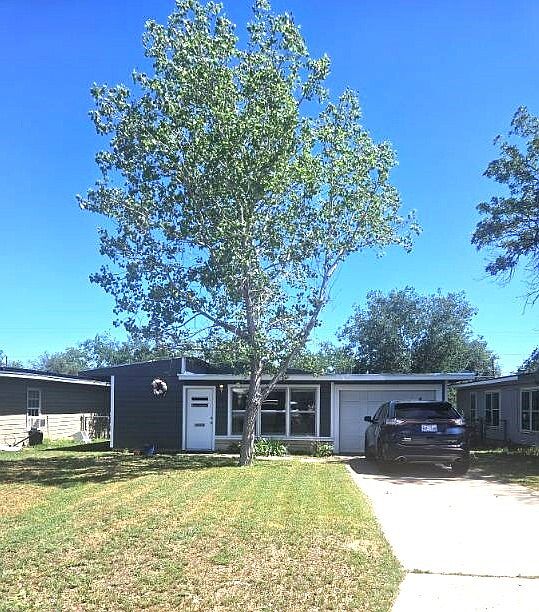 1st image of 2411 W Harris Ave