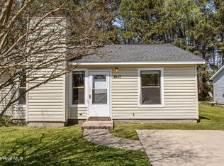 1043 Spring Villa Drive, Jacksonville, NC 28540