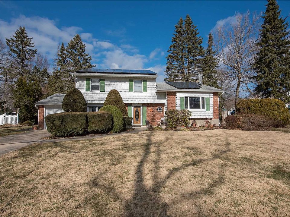 1st image of 171 Cedrus Ave