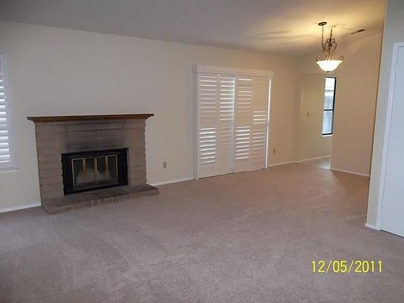 2nd image of 6015 Carolina Cir