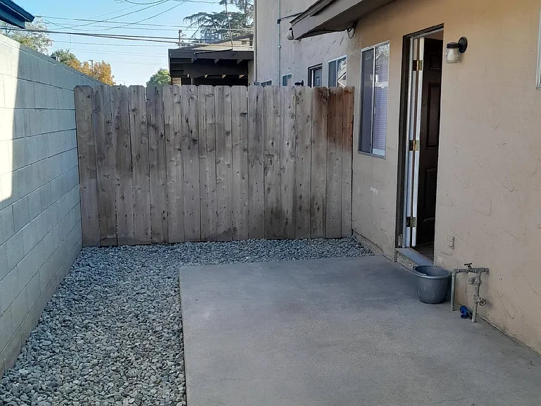 112 E Laurel Ave — Photo 12