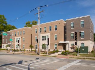 809 W Nevada St #304, Urbana, IL 61801