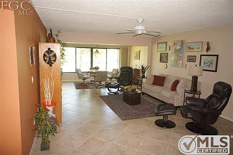 3rd image of 7430 Lake Breeze Dr APT 209