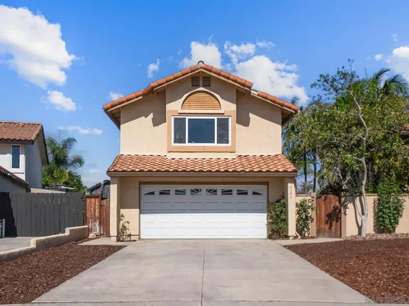 2492 Royal Saint James Dr, El Cajon, CA 92019