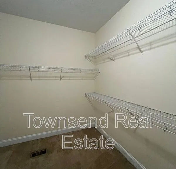 305 W Summerchase Dr — Photo 18