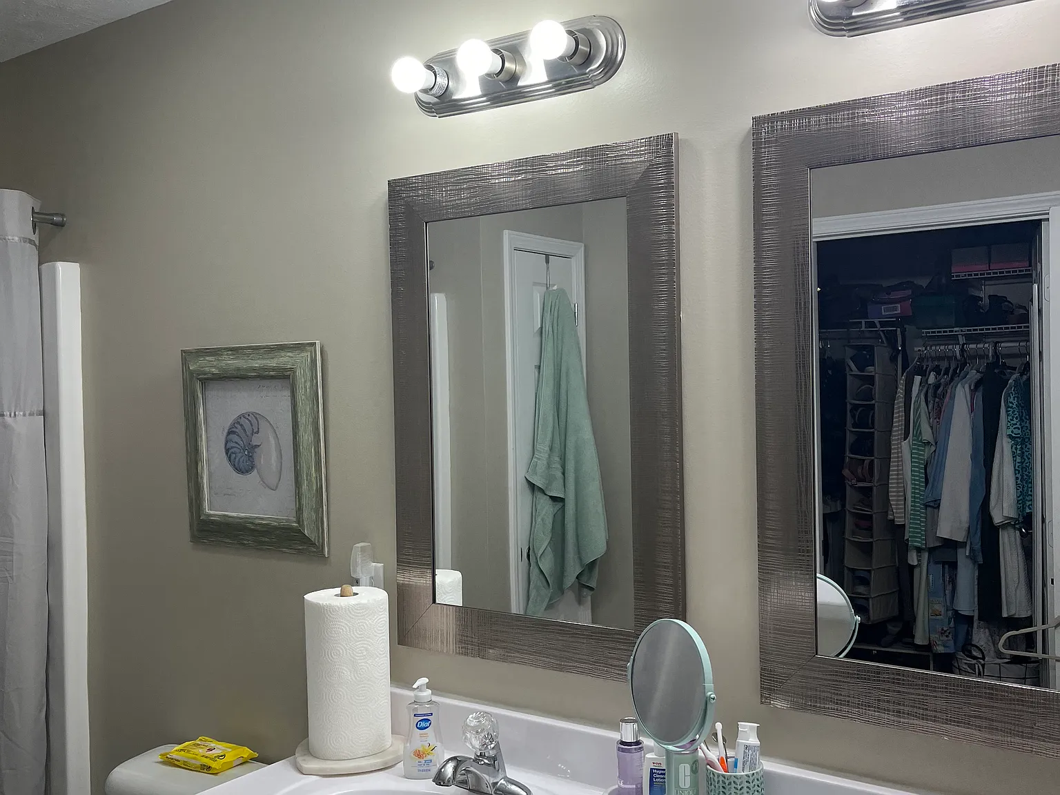 3 bed, 1600 sqft, $2,100 — Photo 3