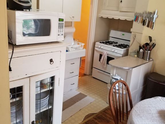 5th image of 2115 Blaisdell Ave APT 201