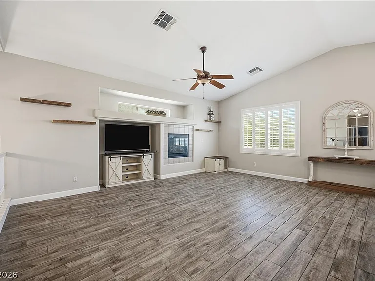 9816 Red Horse St — Photo 27