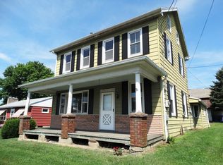 1174 Mount Joy Rd, Manheim, PA 17545