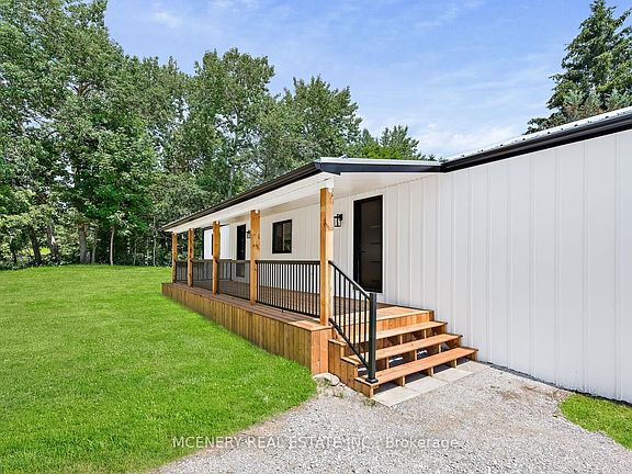 4th image of 16 Heather Ln