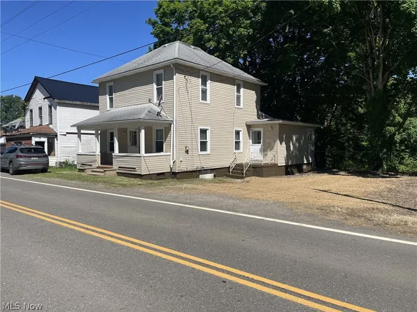 739 Salineville Rd W, Salineville, OH 43945