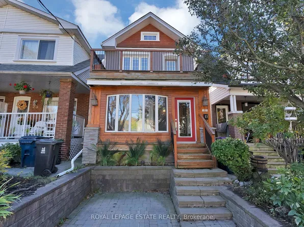 23 Norway Ave, Toronto, ON M4L 1P7