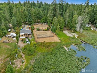 911 Sanford Avenue SW, Lakebay, WA, 98349