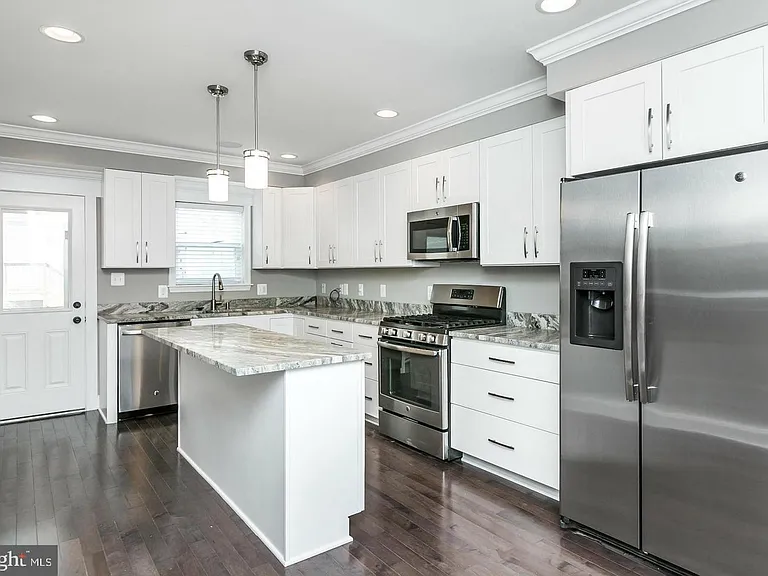 1815 Westphal Pl — Photo 6