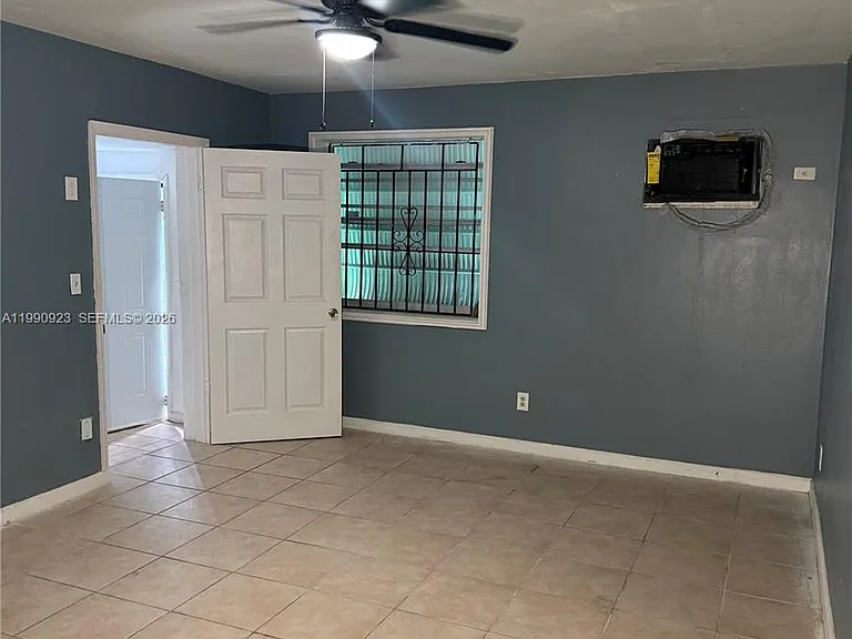1230 NW 180th Ter #1 — Photo 2