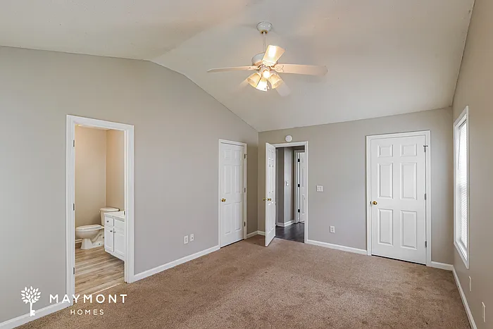 6055 Yellowood Ct — Photo 10