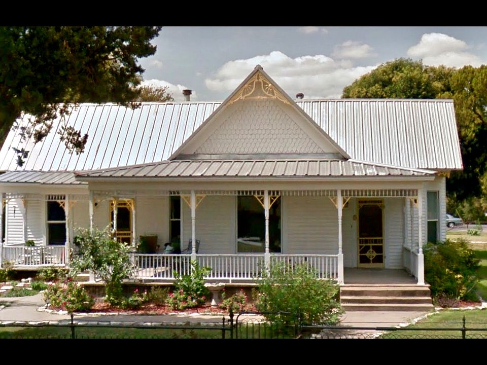 1st image of 758 Church St