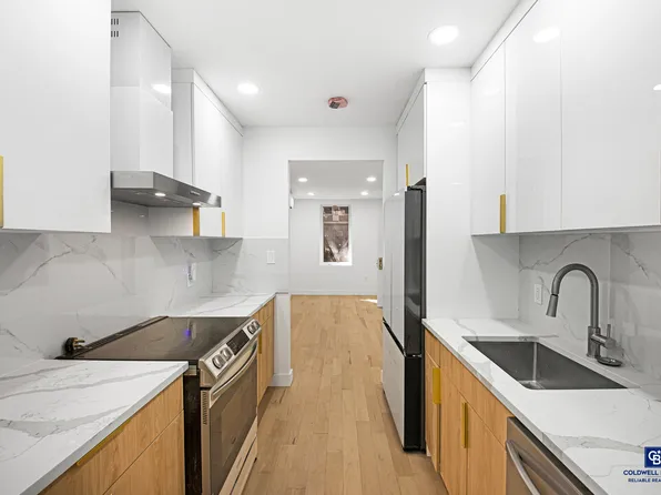 515 1/2 East 118th Street image 2 of 22