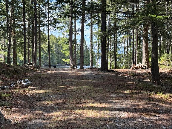 3rd image of 00 Elbow Lake Road