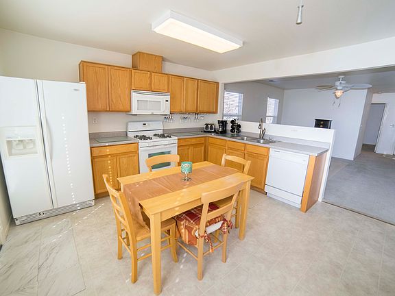 4th image of 1081 Serena Springs Ct