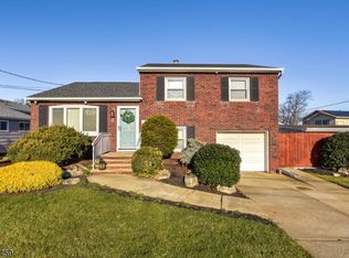 14 Moore Pl, North Arlington, NJ 07031