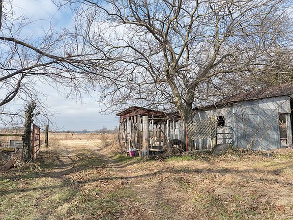 5th image of 449376 E 330th Rd