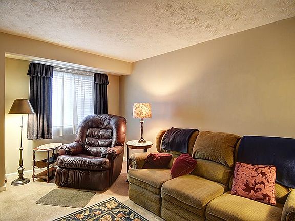 4th image of 3547 Spanish Villa Dr