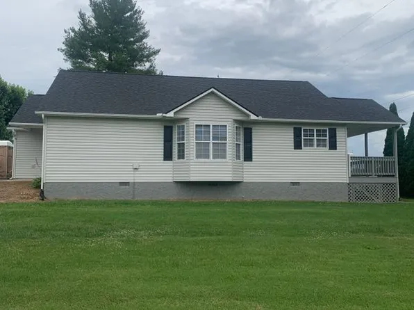 6 Cross Field Dr Unit 6, Candler, NC 28715