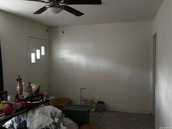 5th image of 406 S LIVE OAK AVE