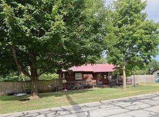415 N Pine Street, Marshfield, MO 65706