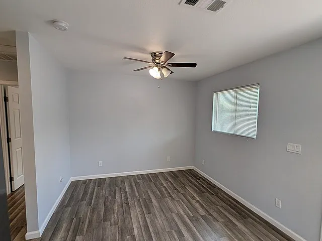 8302 Palm St — Photo 4