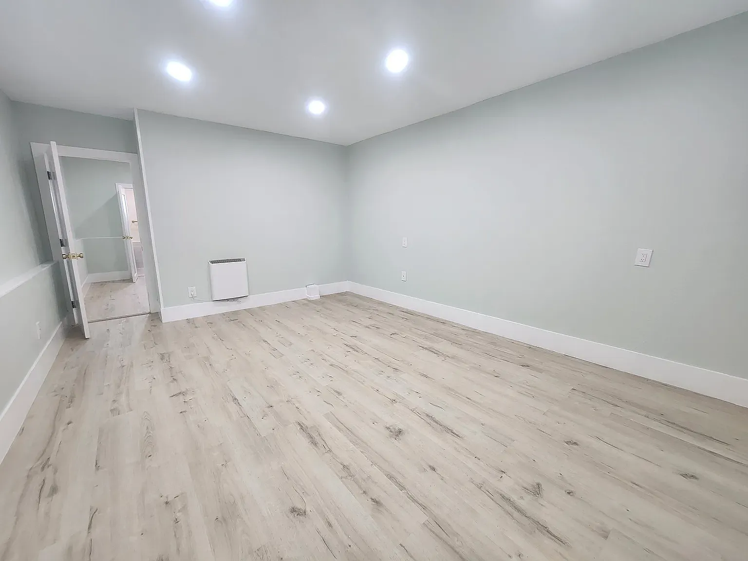 1 bed, 600 sqft, $2,099 — Photo 4