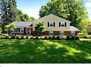 906 Oakbourne Rd, West Chester, PA 19382