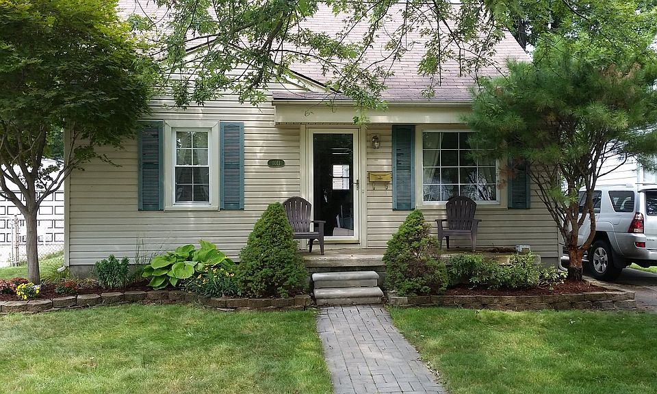 1st image of 1011 Whitcomb Ave