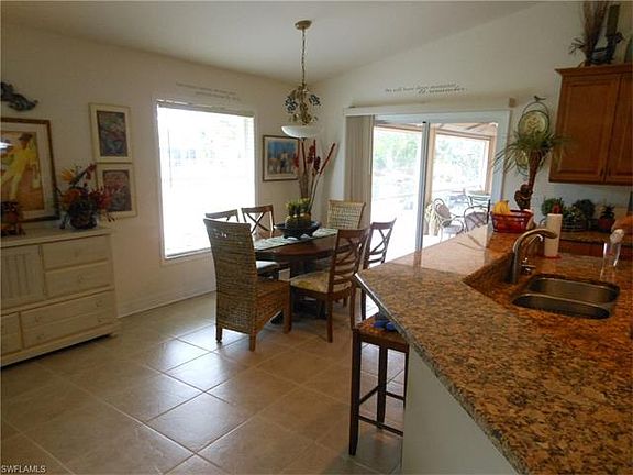 4th image of 10410 Strike Ln
