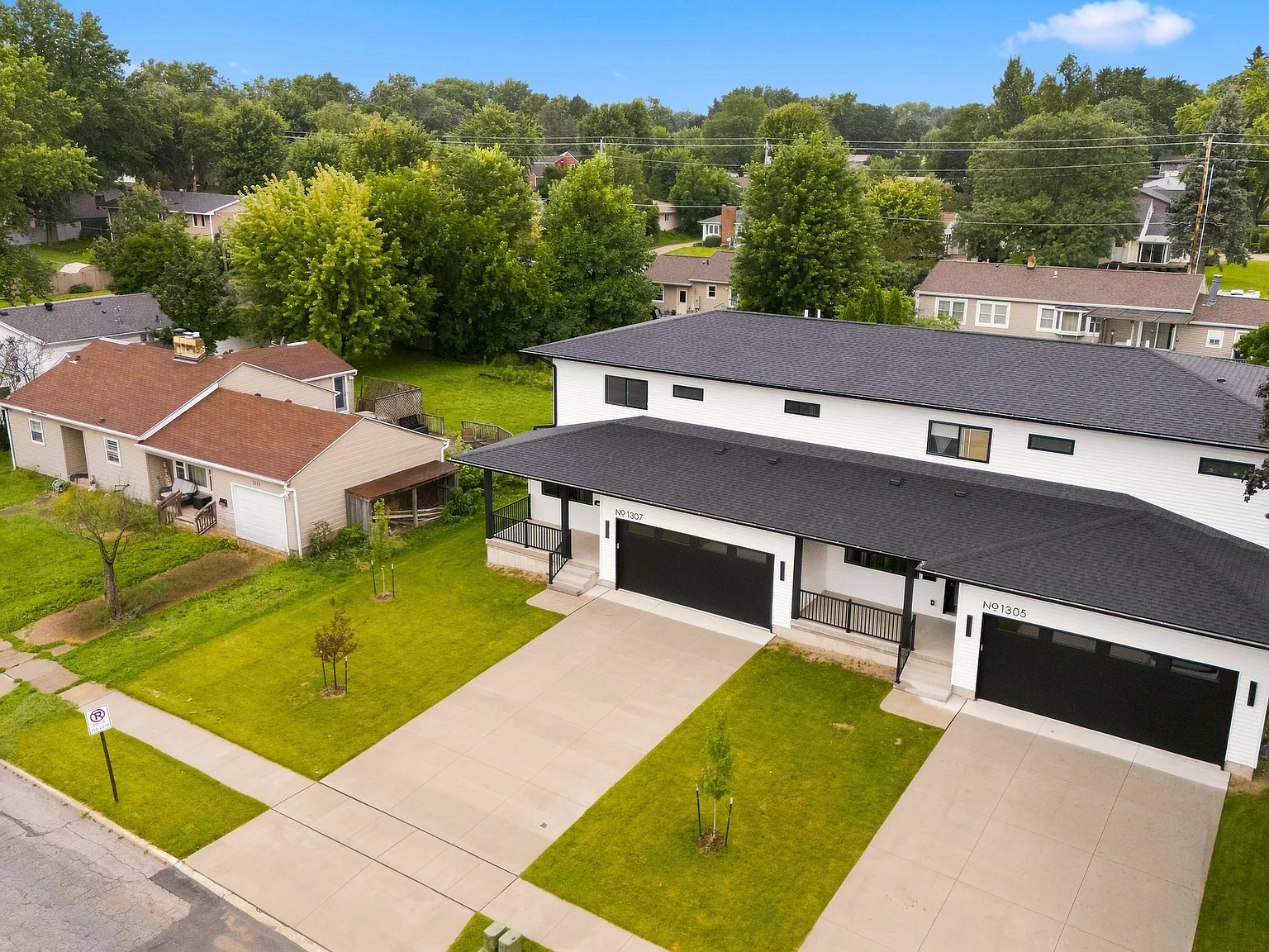 4 bed, 3.5 bath, 2968 sqft, $3,500 — Photo 3