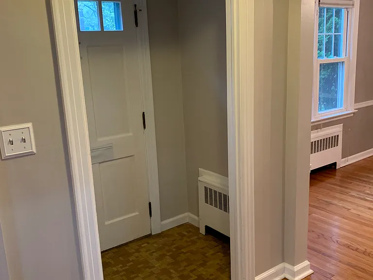 37 Spring Garden St — Photo 43