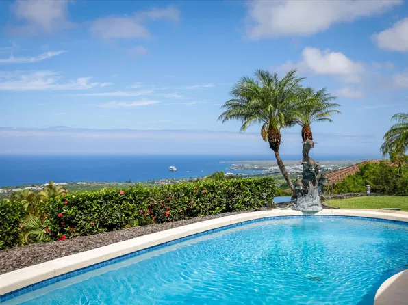 76-832 Kalana Io Pl, Kailua Kona, HI 96740