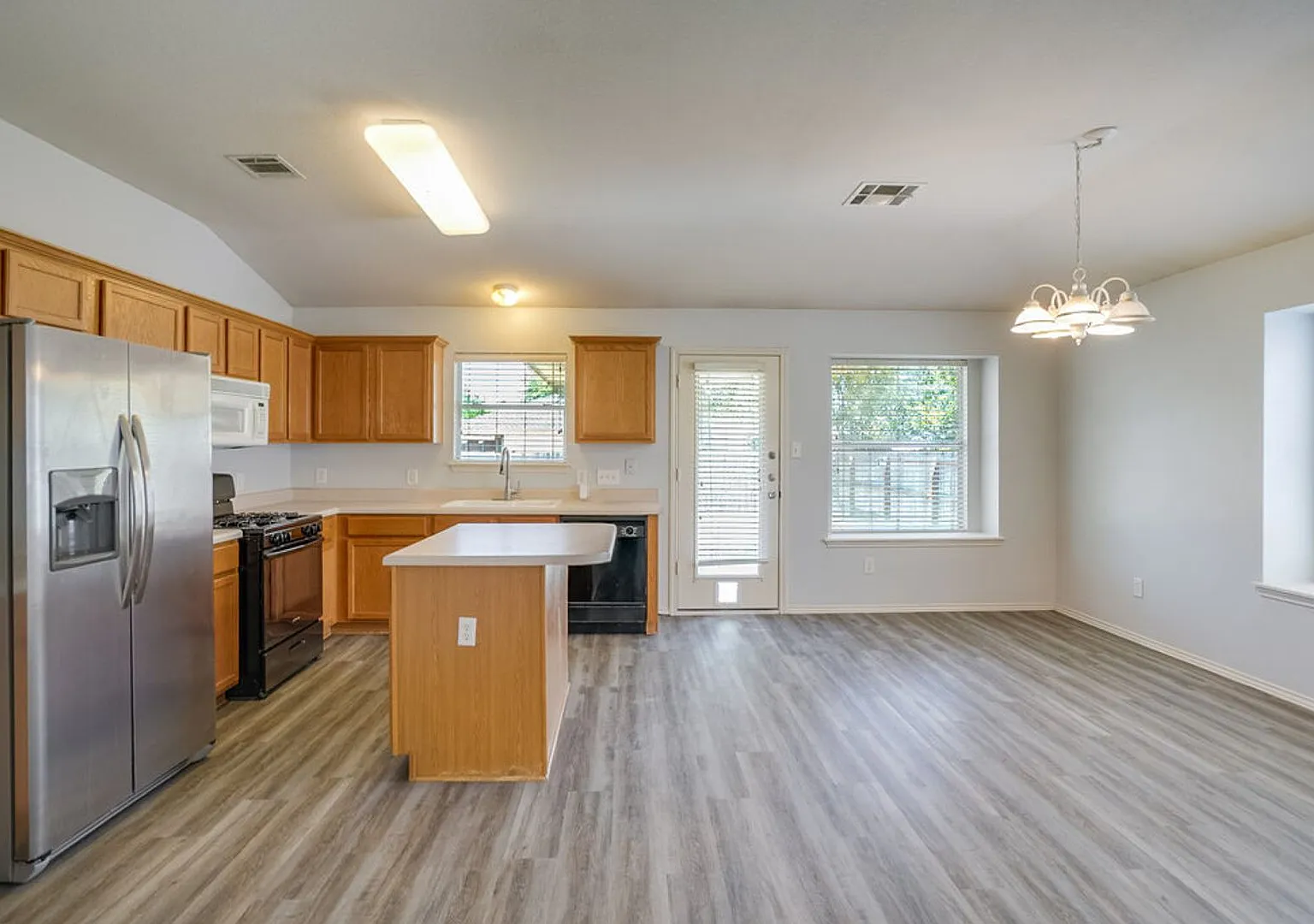 3310 Zinfandel Ln, Leander, TX 78641 — Photo 3