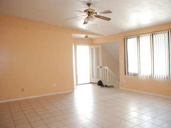 2nd image of 64 Little Oak Ln