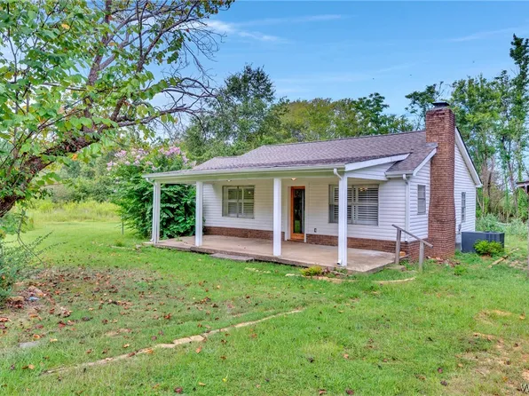 1231 County Road 67, Moundville, AL 35474