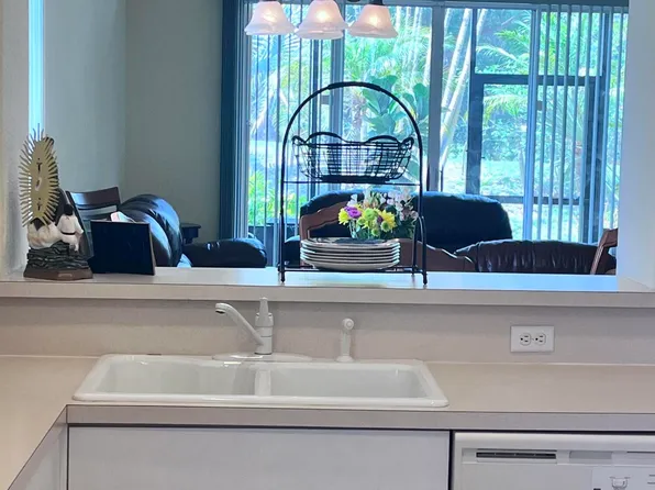 833 NW Rutherford Court NW, Port St Lucie, FL 34983