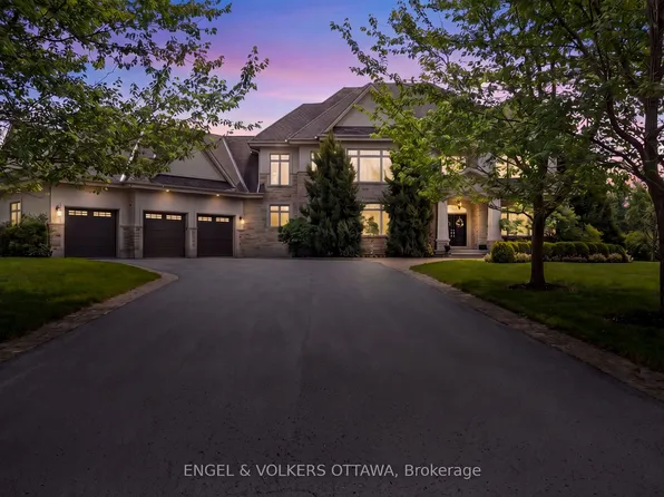 5796 Longhearth Way, Ottawa, ON K4M 1M1