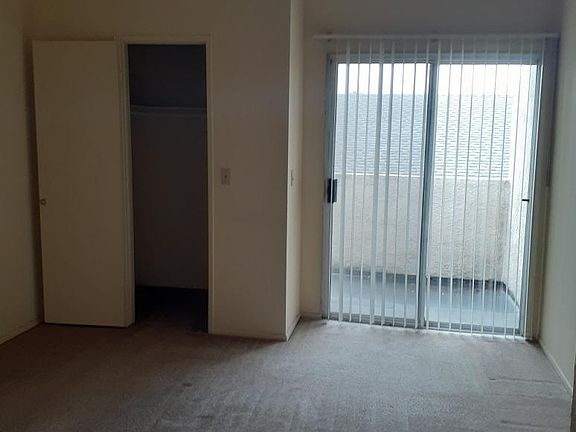 5th image of 89 S Roosevelt Ave #8-1-4