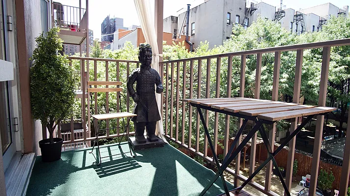 Rented by BRICK & GALO REALTY CORP | media 32