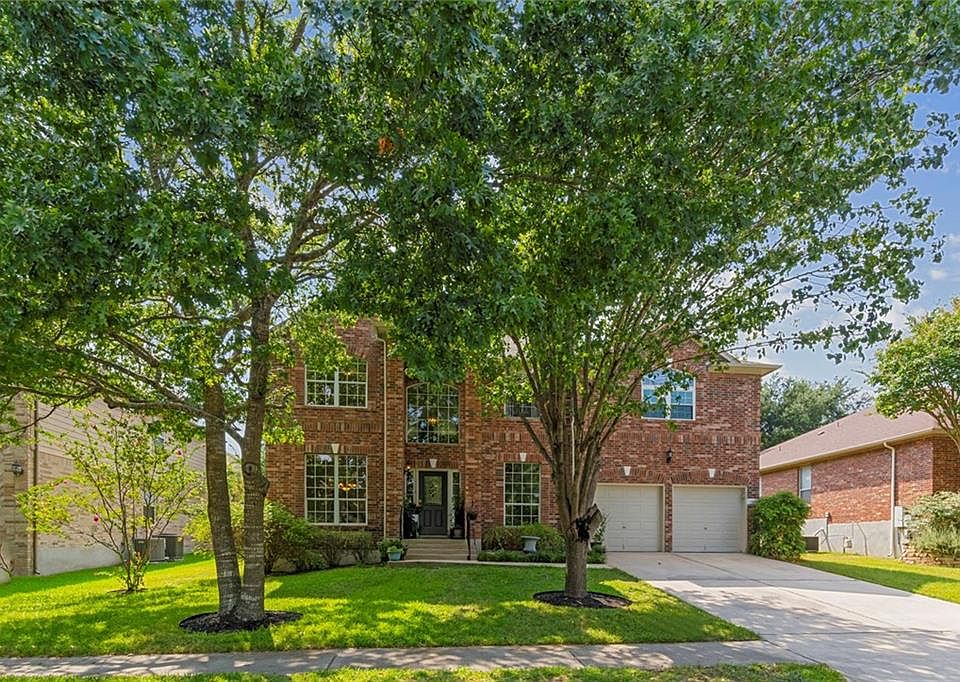 1st image of 1100 Vanderbilt Cir